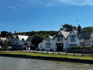 Breakwater Cottage