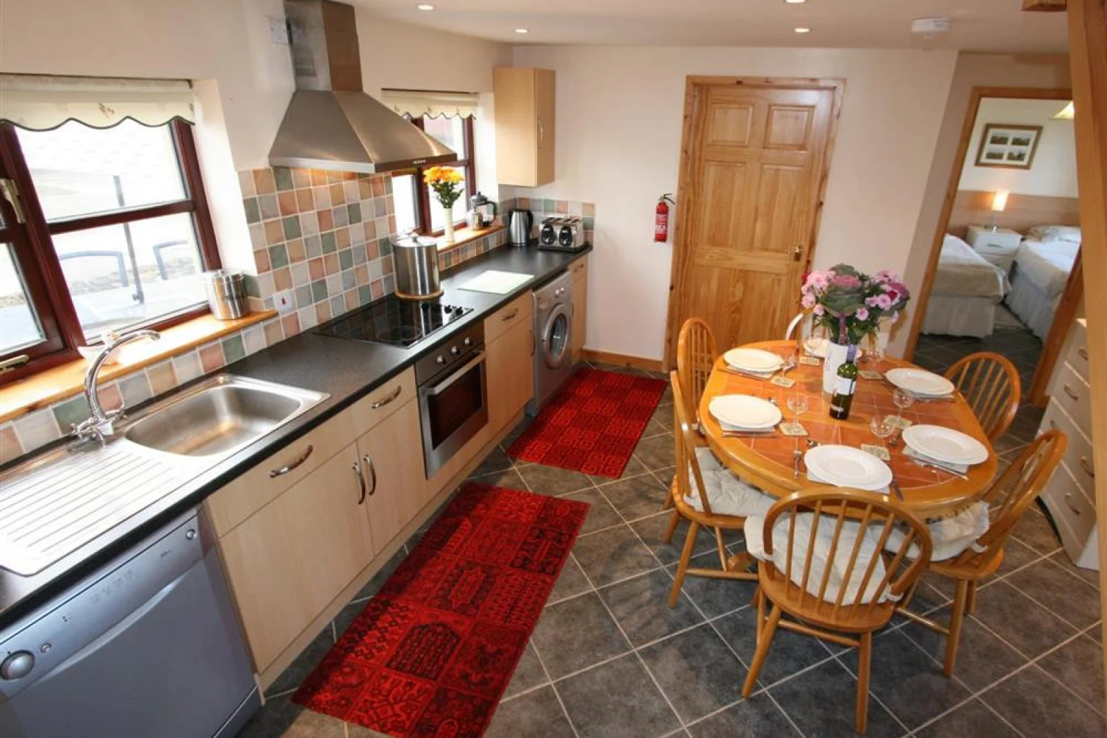 Kitchen dining room