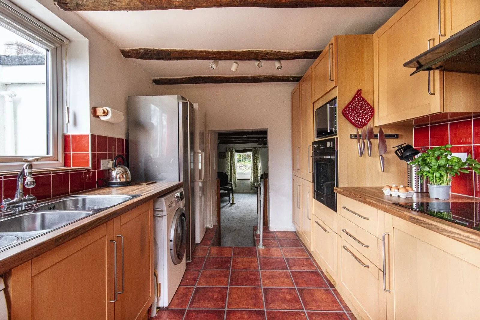 Kitchen continued