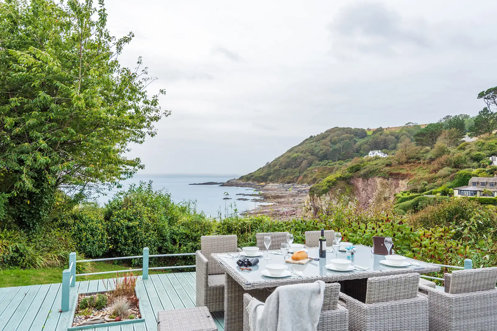 Large garden with beautiful views