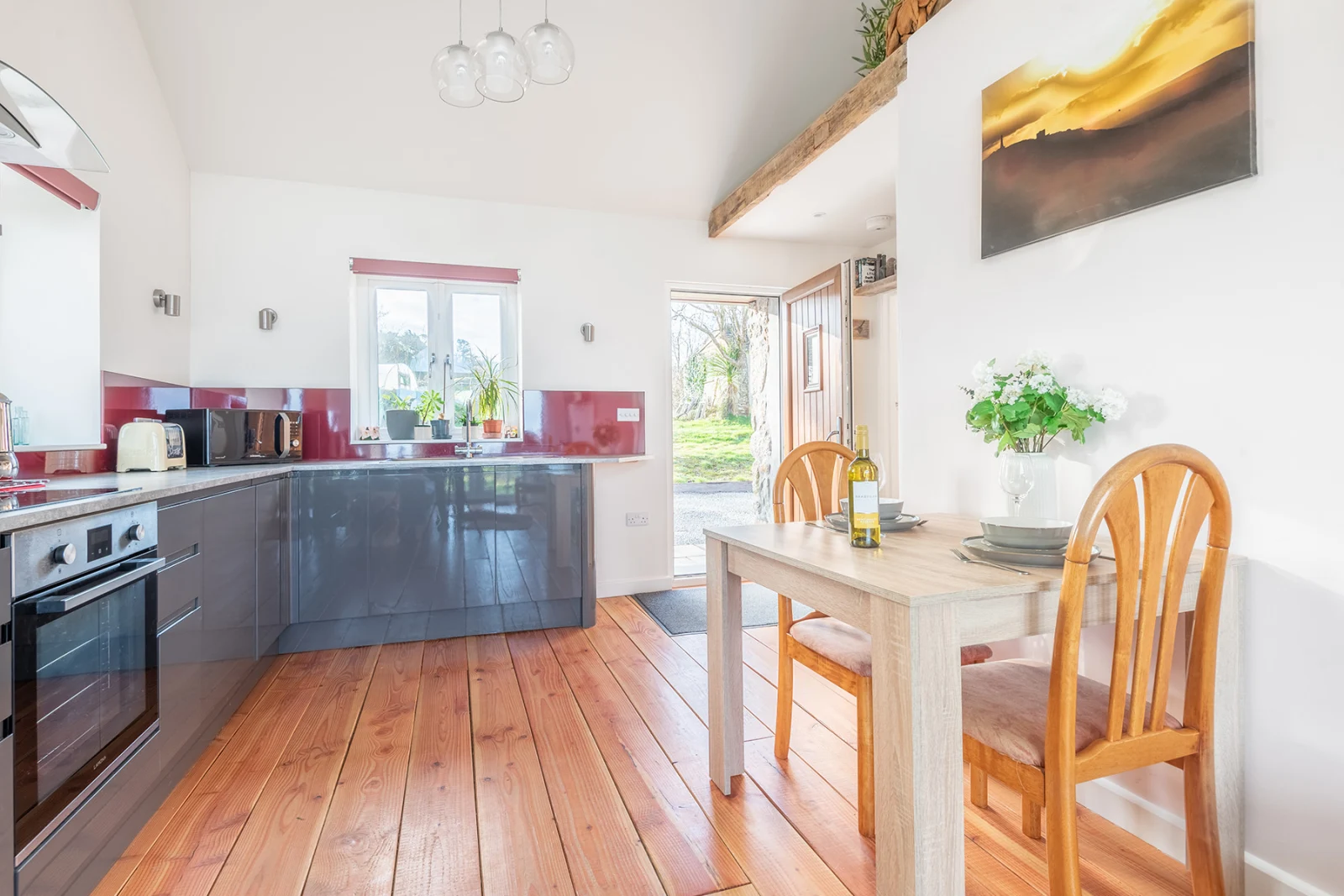 The view of the kitchen from the lounge.