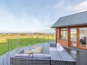 So much outdoor space, perfect for a relaxing day in the countryside.