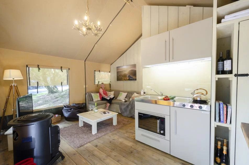 Helvellyn Safari Tent, Skelwith Fold - Image 2