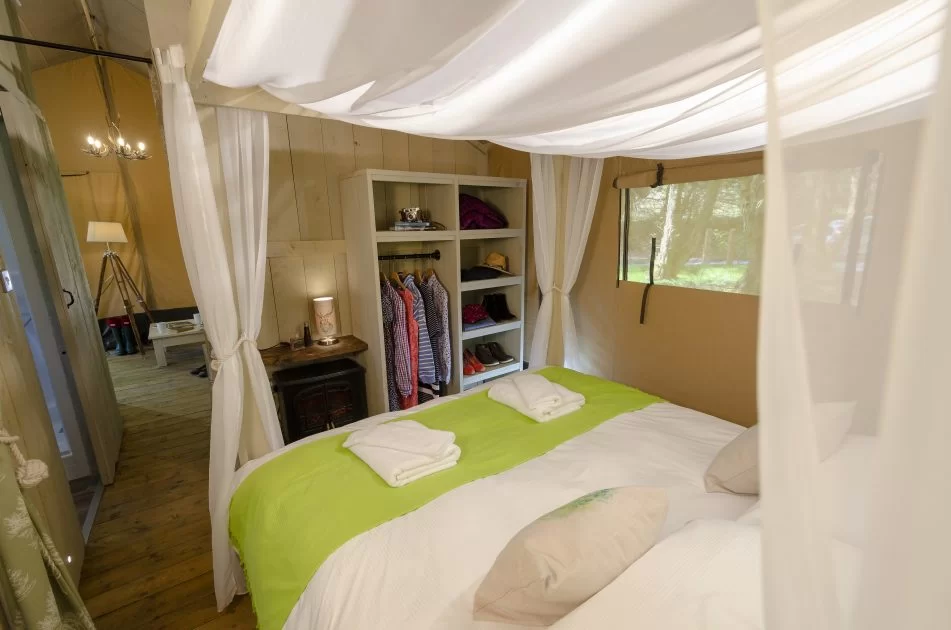 Helvellyn Safari Tent, Skelwith Fold - Image 3