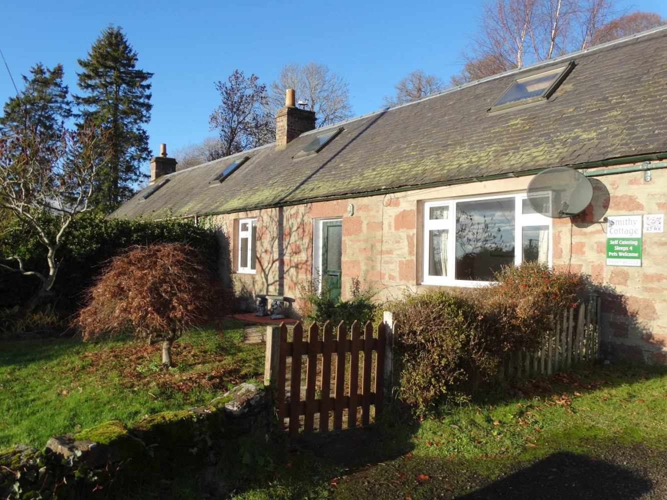 Smithy Cottage - Image 1