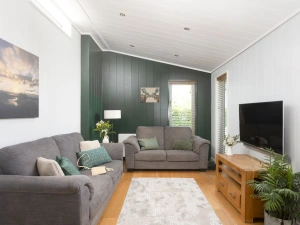 Living are with sofas and SMART TV and free WiFi - Diamond Lodge, Strawberryfield Park