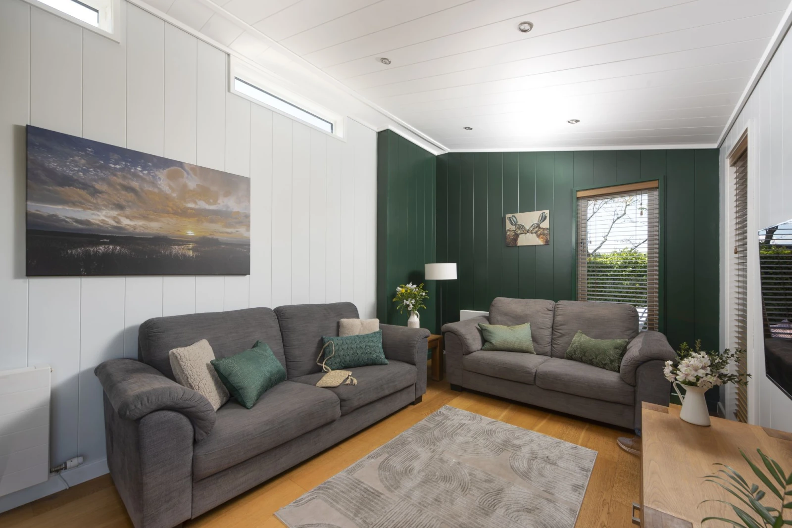 Living area - Diamond Lodge, Strawberryfield Park