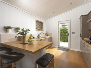 Breakfast bar seating two i kitchen area - Diamond Lodge, Strawberryfield Park