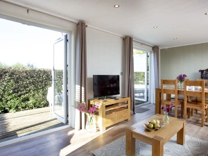 Dining Table, Smart Tv, Coffee Table-Whileaway Lodge