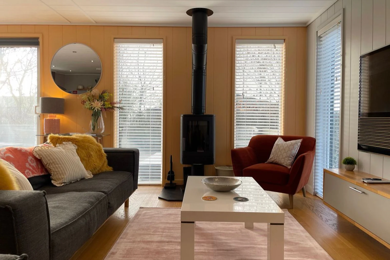 Living room for sofa and armchair, fireplace, and Smart Tv and Free WiFi - The Sleights, Strawberryfield Park