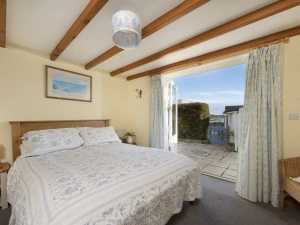 Property image 3 for LC560723