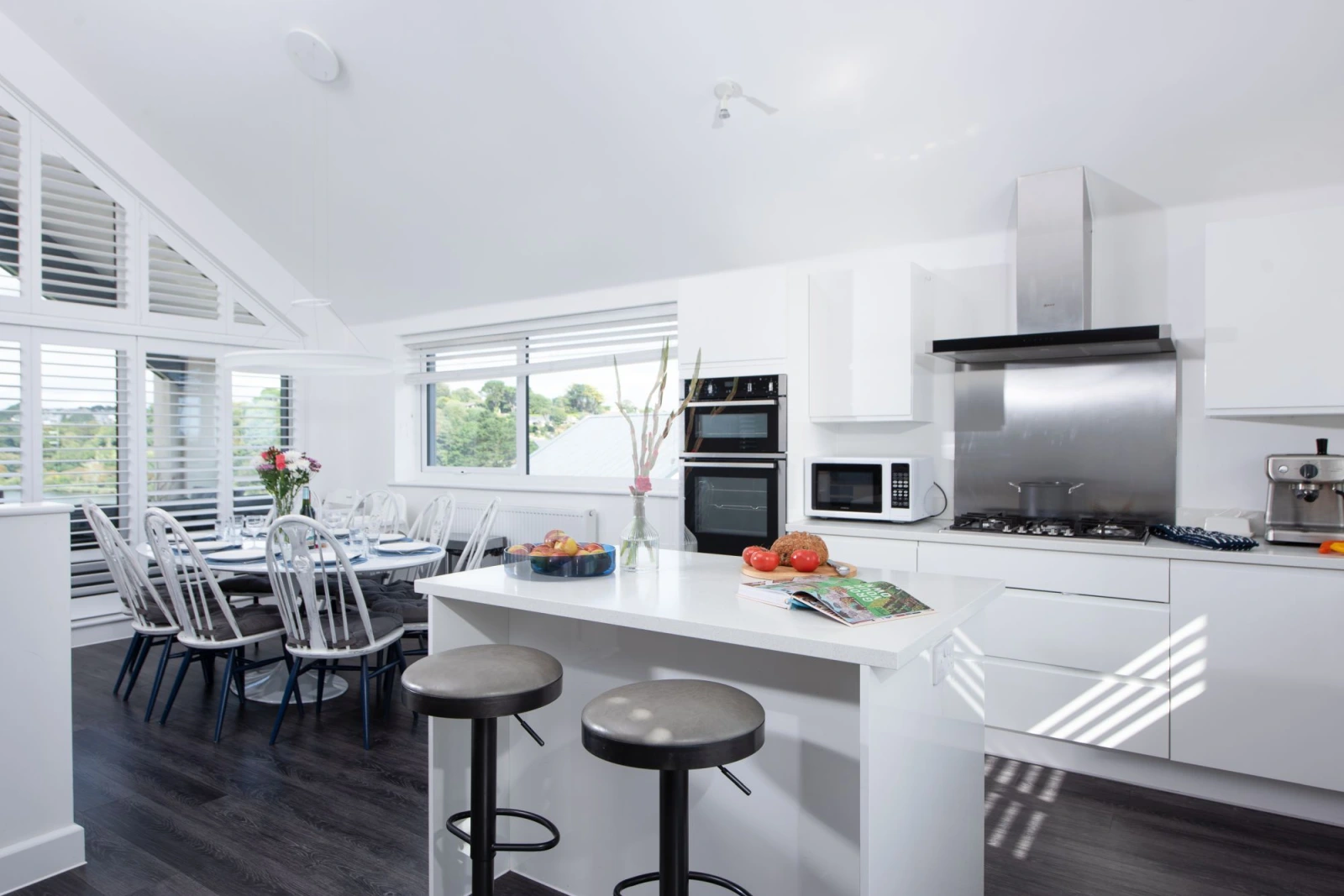 Kitchen and dining space, electric oven grill and hob - Swanpool View