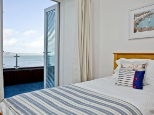 Twin Beds, Balcony, Sea View