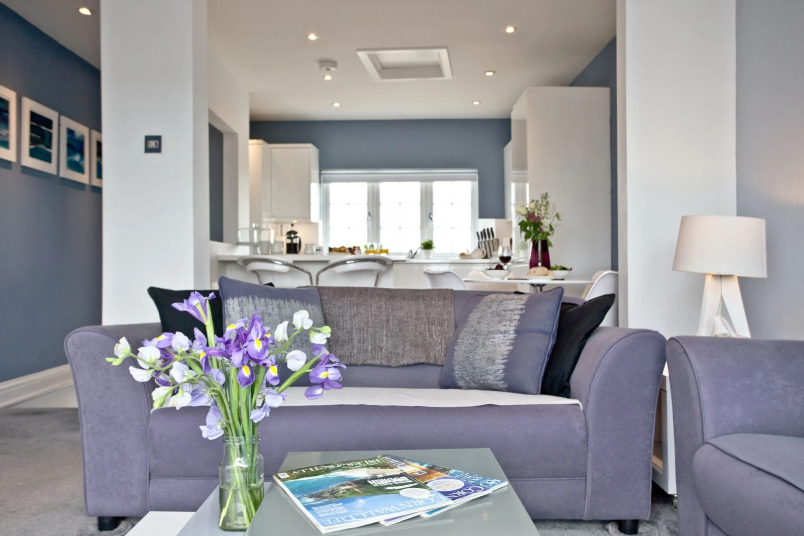 Lounge leading to kitchen, coffee table, TV, internet - Blue Bay