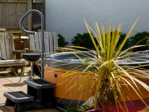 Hot Tub, Seating Area-The Coachman's Halt