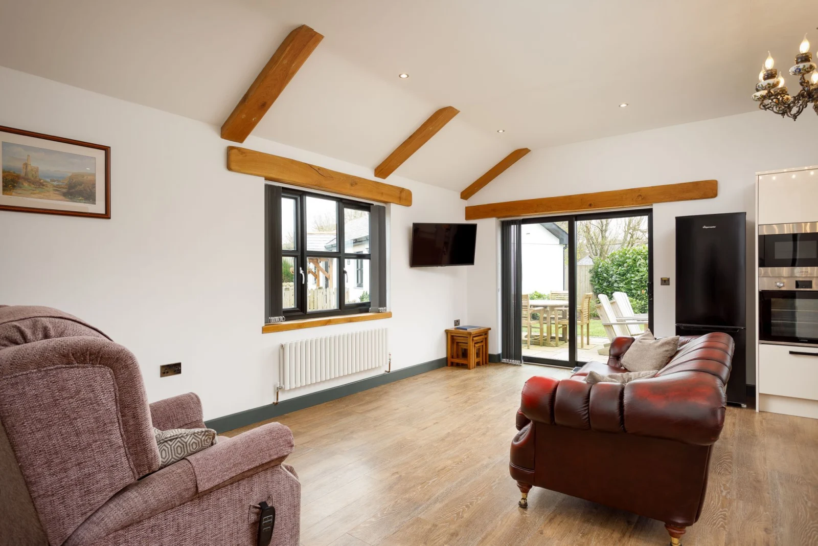 Sofas, Reclining Chair, Smart TV-The Coachman's Halt