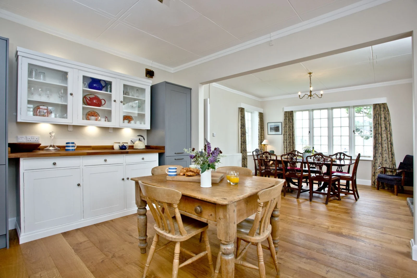 Open plan kitchen and dining area - Cregoes