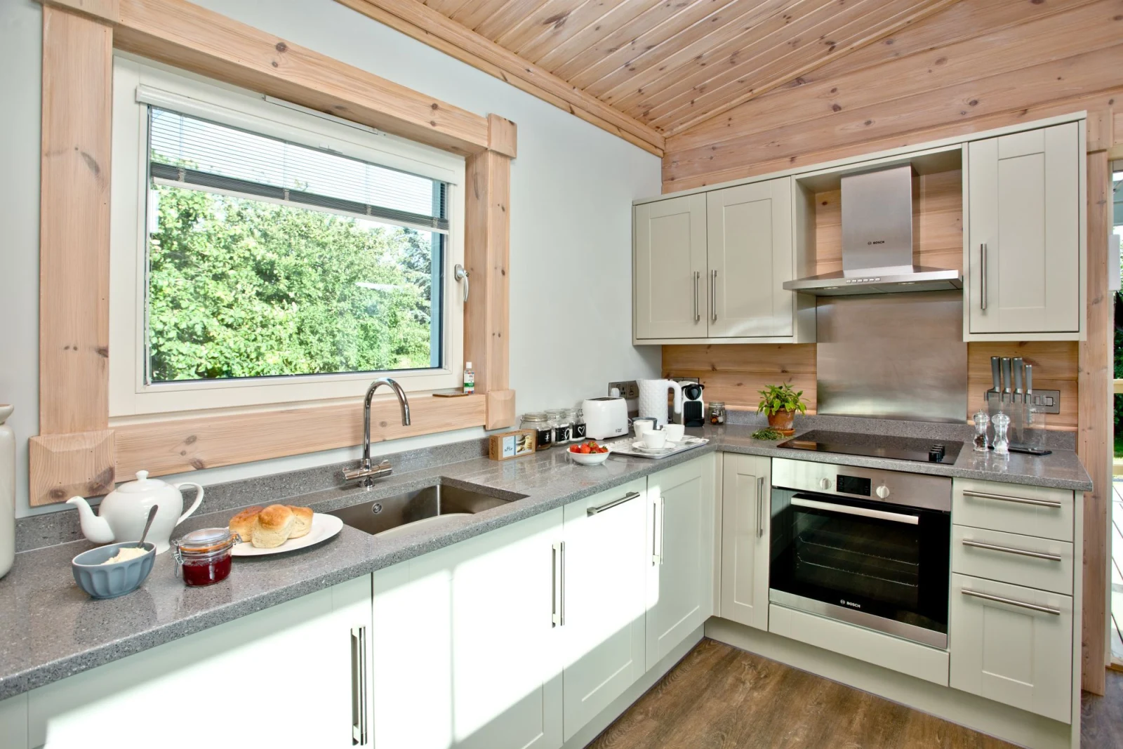 Property image 9 for LC571783