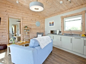 Property image 7 for LC571784