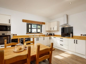 Property image 4 for LC572541