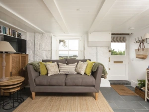 Property image 2 for LC572596