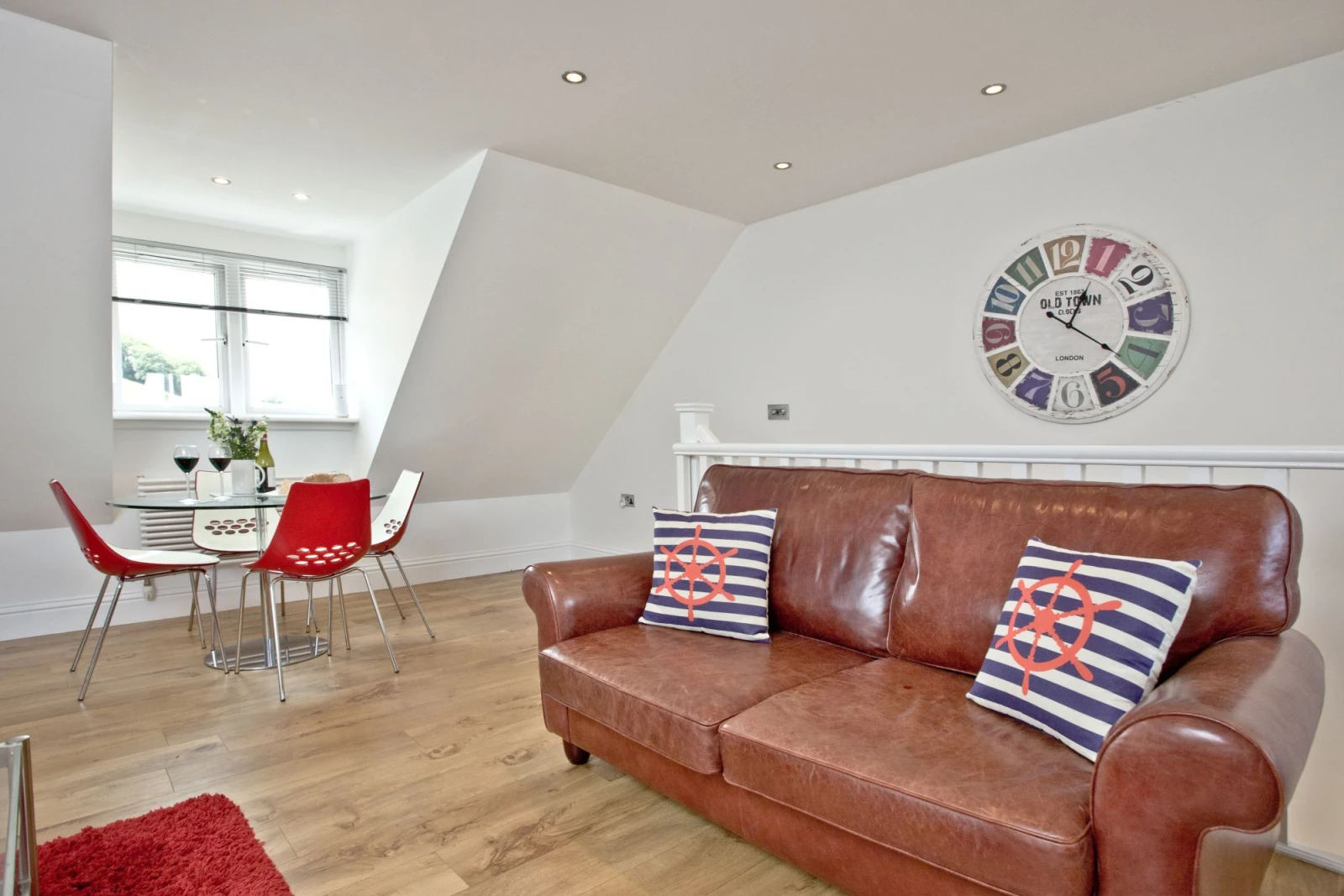 Open Plan Living, Sofas- 19 At The Beach