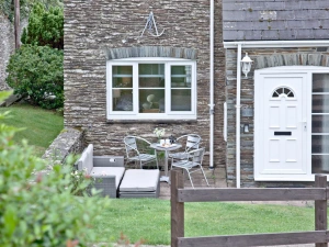 - Anchor Cottage 