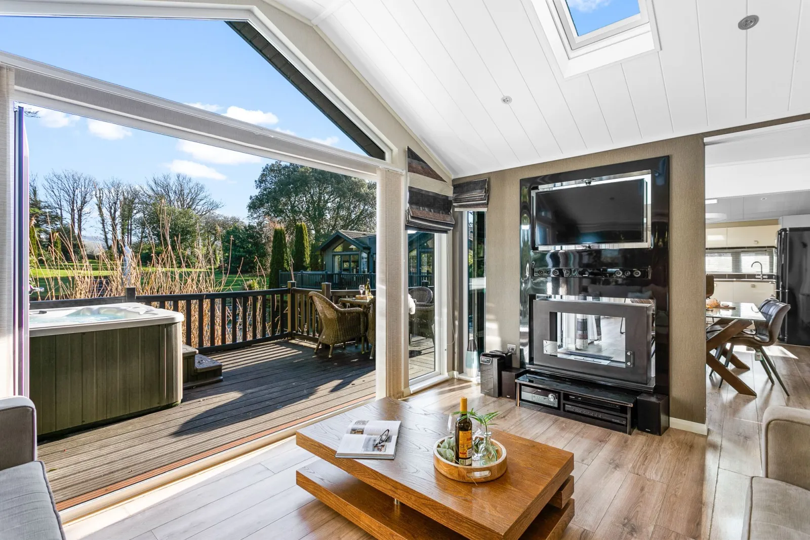Property image 5 for LC574049