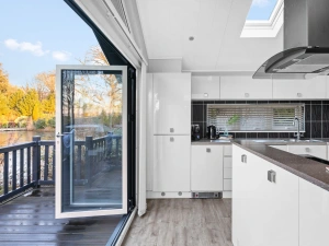 Property image 2 for LC574054