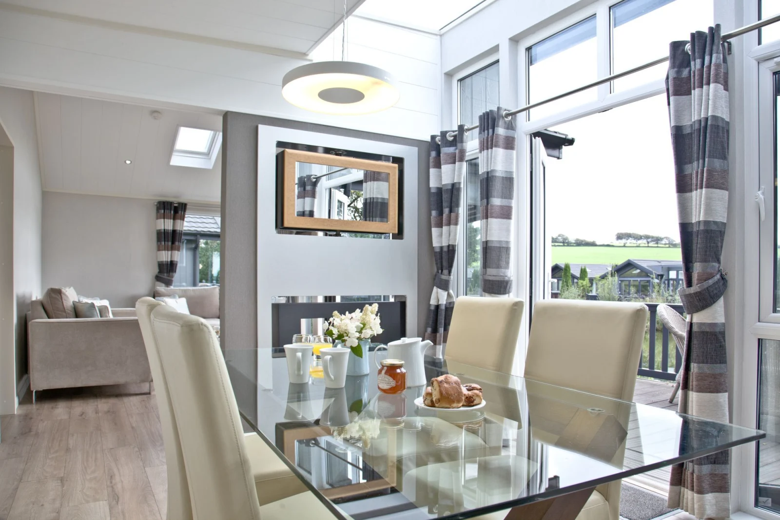 Property image 8 for LC574056