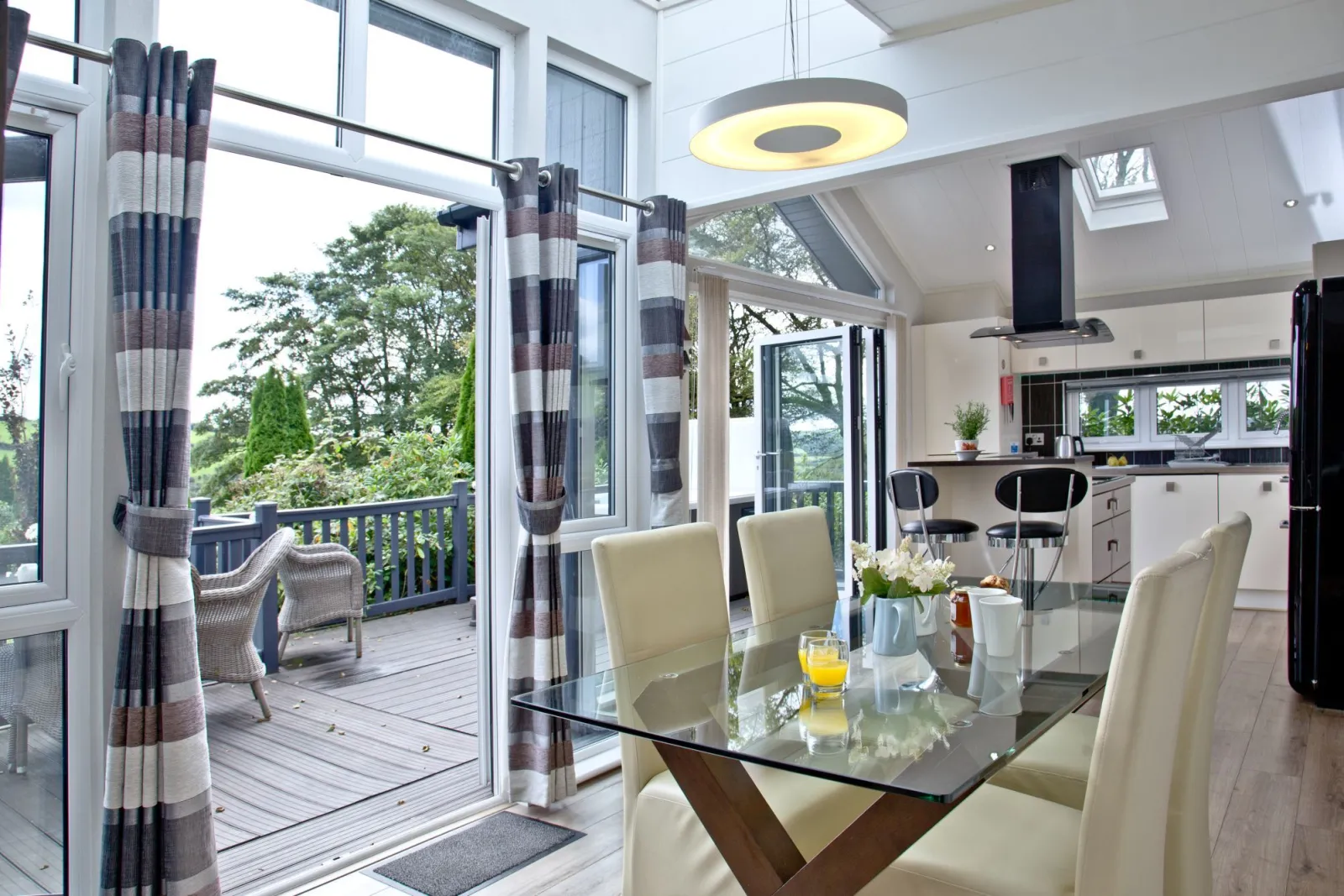 Property image 7 for LC574056