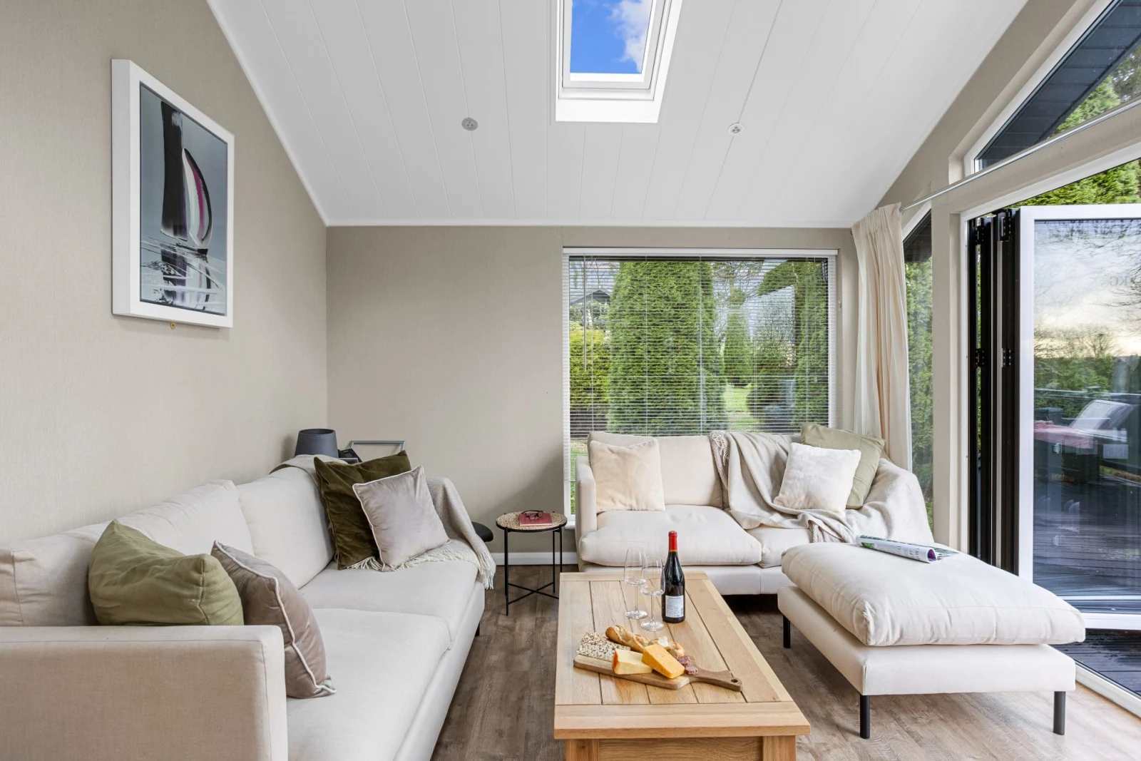 Property image 6 for LC574057