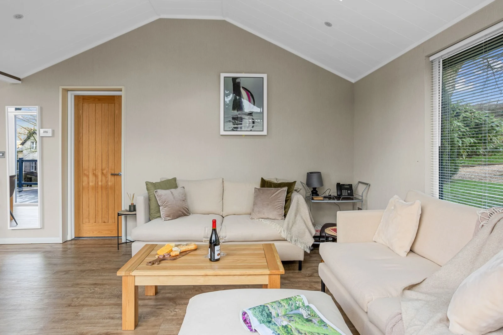 Property image 7 for LC574057