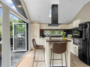 Property image 2 for LC574057