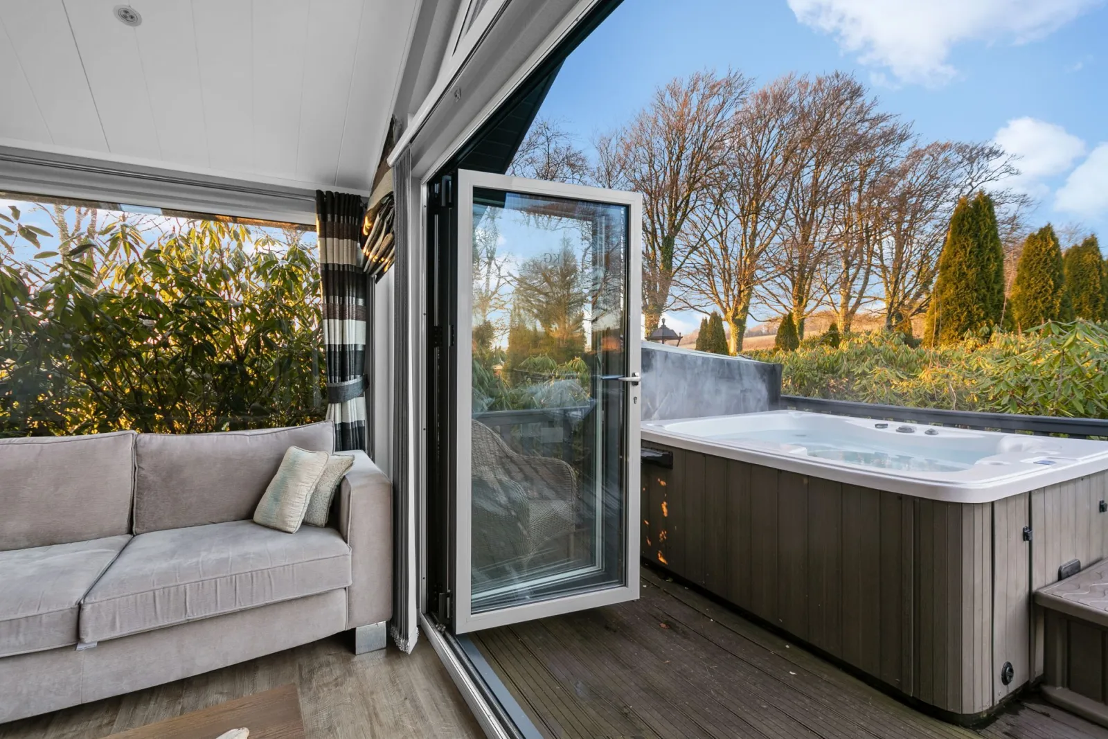 Property image 2 for LC574060