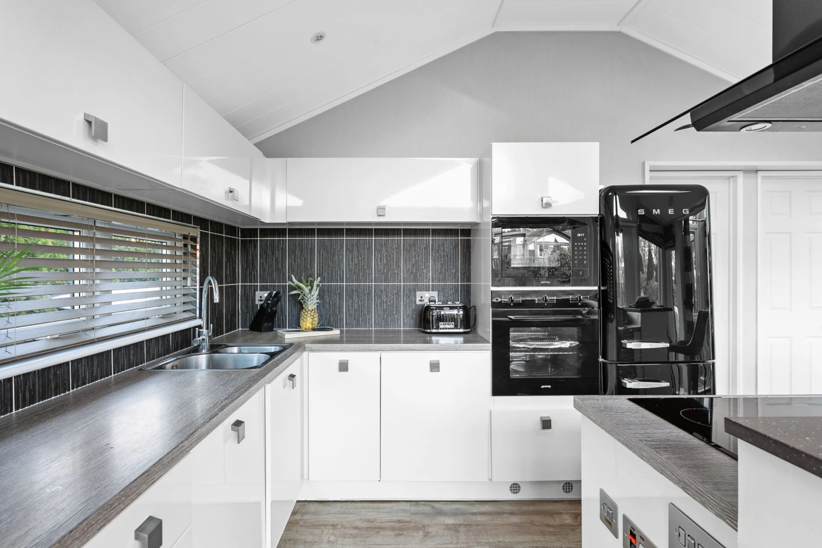 Property image 7 for LC574062