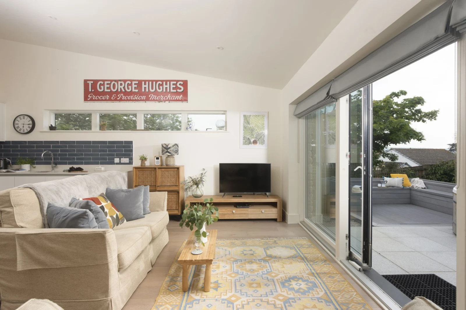 Sofa seating with views of the patio, free Wi-Fi - 6 The Dunes, Upton Towans