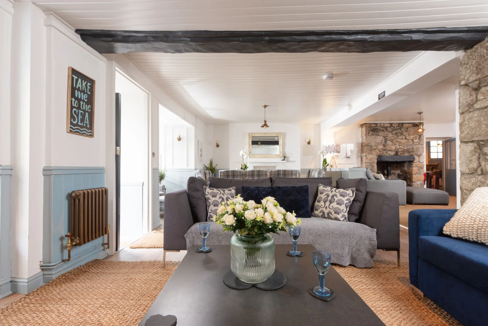 Comfortable sofa's and coffee table - Azenor