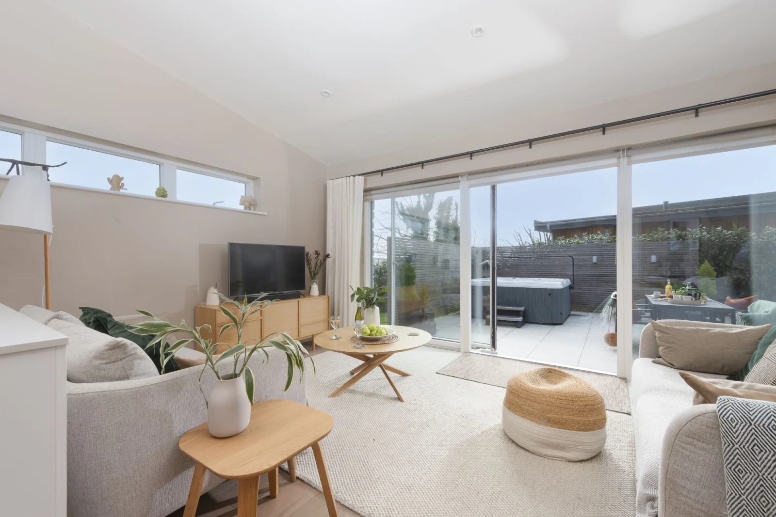 Living area with access to the patio, free Wi-Fi - Salt Life, Dunes at Upton Towans