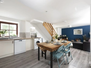 Open plan dining kitchen and living space - Aval Dor Barn