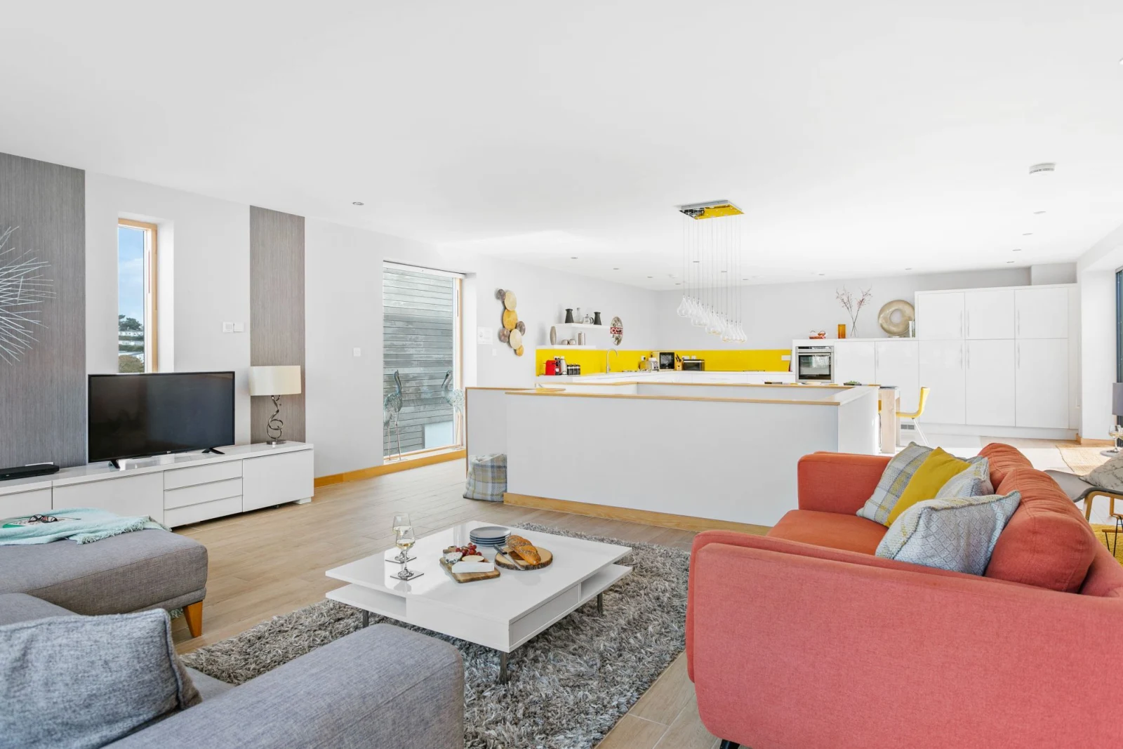 Open Plan Living-Coast At Beachdown