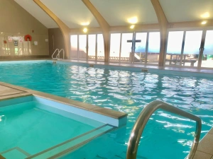 The communal swimming pool at the resort - Lodge 27