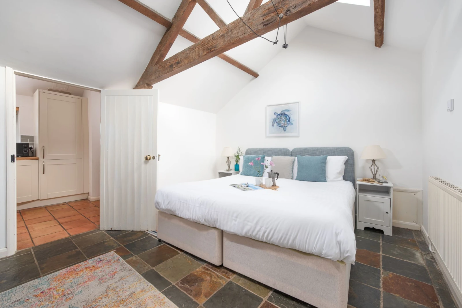 Master bedroom with super king size bed - Laity Vean Hideaway