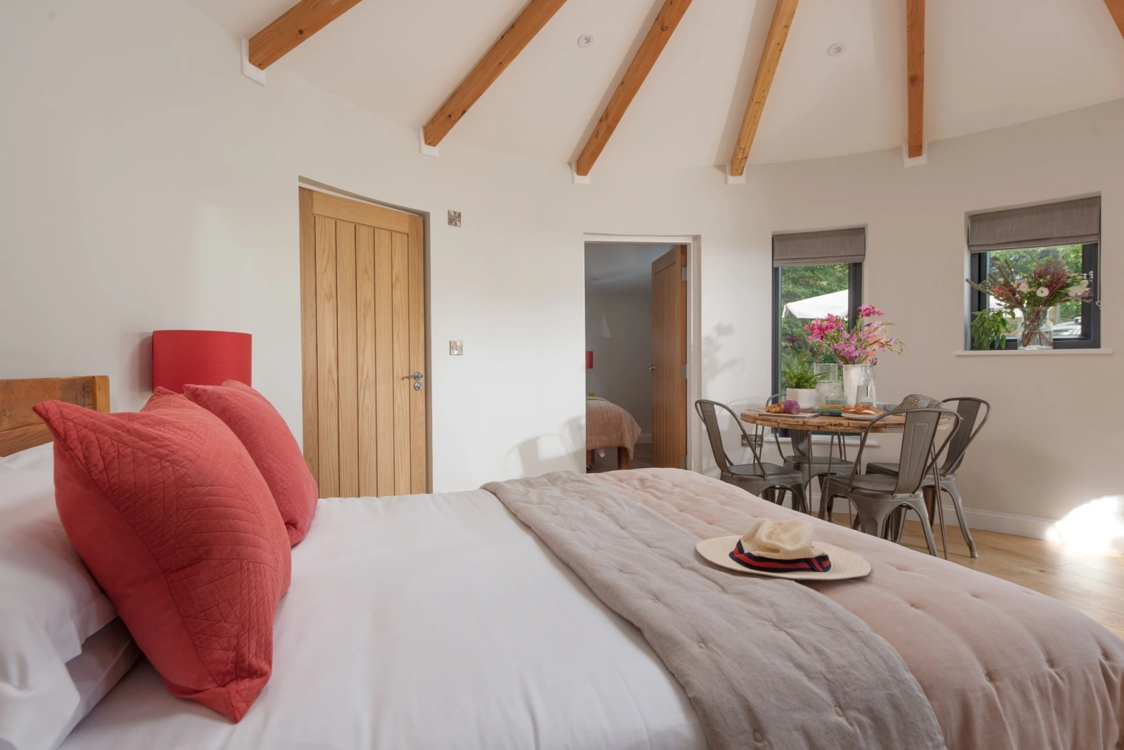 Living Area, Open Plan, dining table, Double Bed-Flow Roundhouse