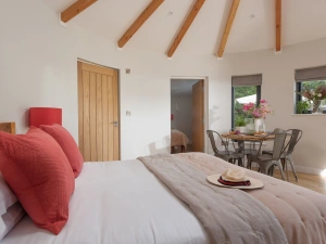 Living Area, Open Plan, dining table, Double Bed-Flow Roundhouse