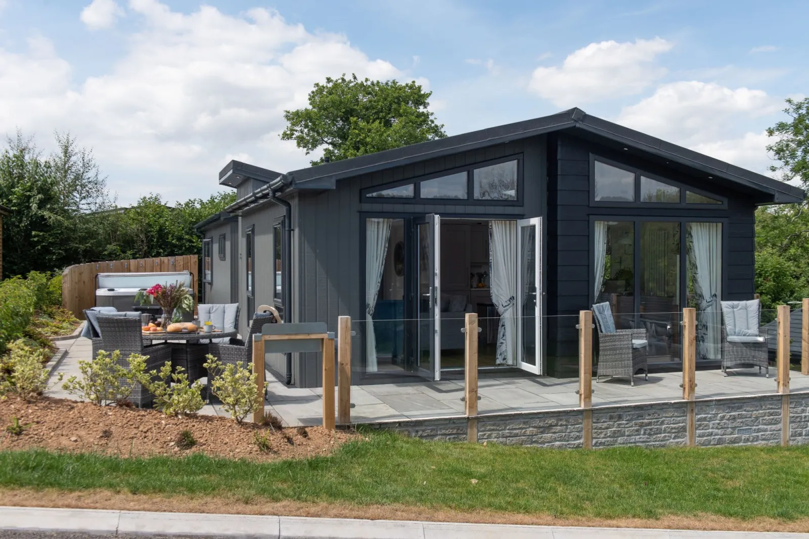 Property image 3 for LC607227