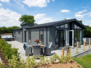 Orchid Lodge, 23 Roadford Lake Lodges