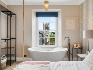 Bathtub in the master bedroom - Tregurno