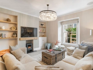 Open plan living space - Tregurno