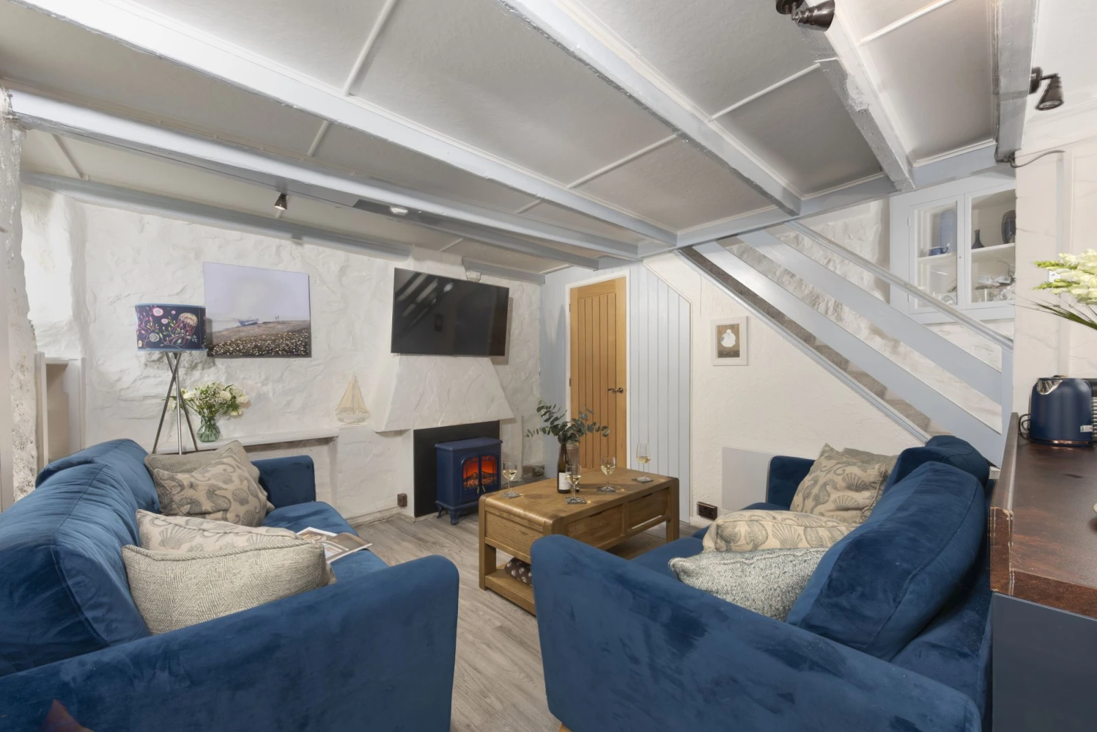 Property image 2 for LC613705